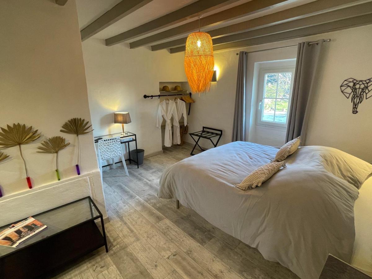 אורנג' Chambres D Hotes Le Mas Julien Piscine Chauffee Adult Only מראה חיצוני תמונה