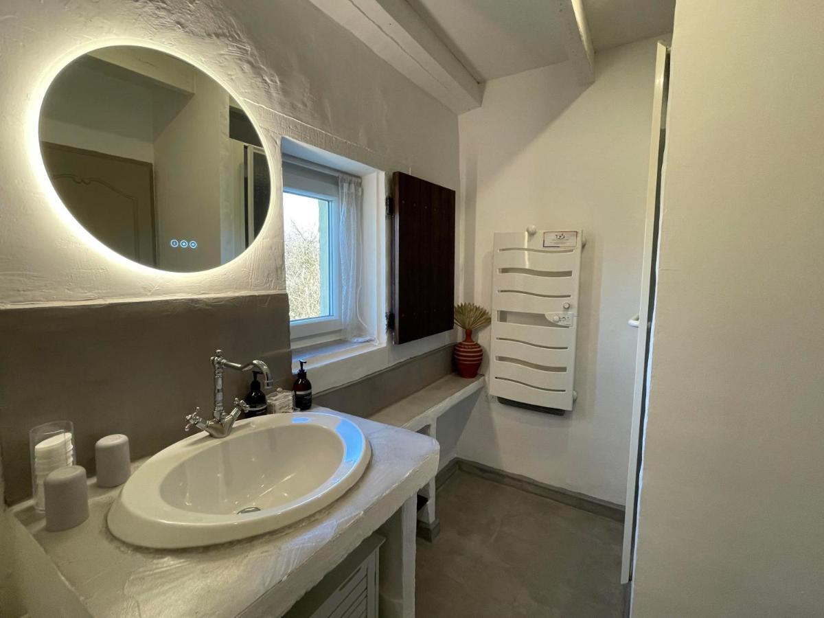 אורנג' Chambres D Hotes Le Mas Julien Piscine Chauffee Adult Only מראה חיצוני תמונה